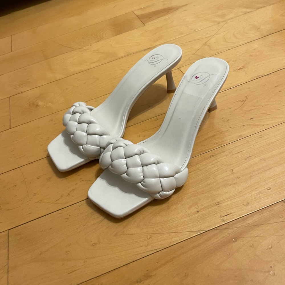 Slip on kitten heel sandals size 6, worn once!